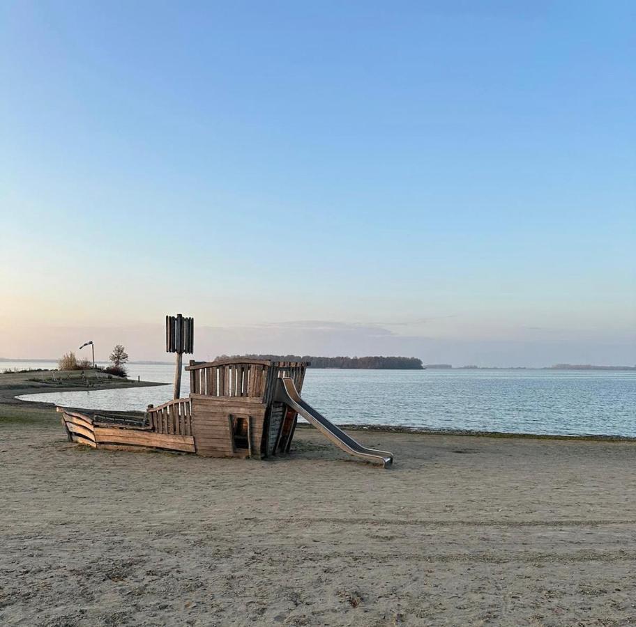 Traum Ferienhaus Mit Dachterrasse Am Veluwemeer هولْسْهورست المظهر الخارجي الصورة